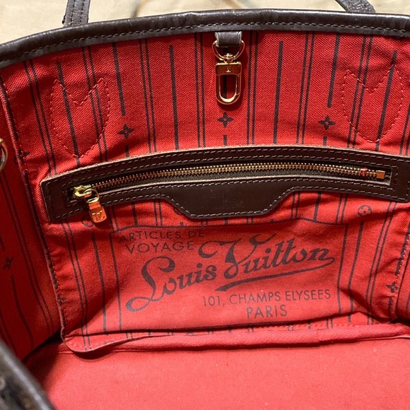 Authentic Louis Vuitton Damier Neverfull PM Tote bag GUC. Serial No. SD5009 - Picture 8 of 16